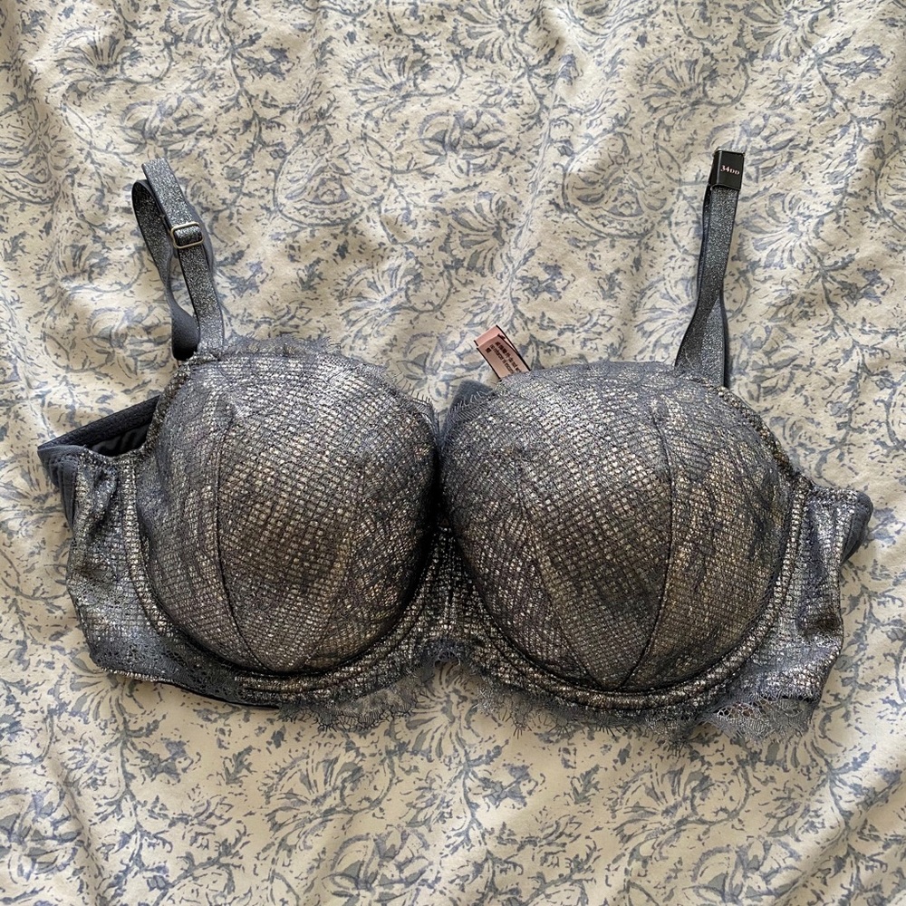 Victoria’s Secret Dream Angels Bra